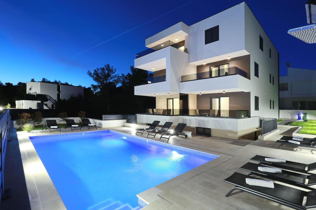 Villa Ankora 2 With Heated Pool Biograd Na Moru Exterior foto