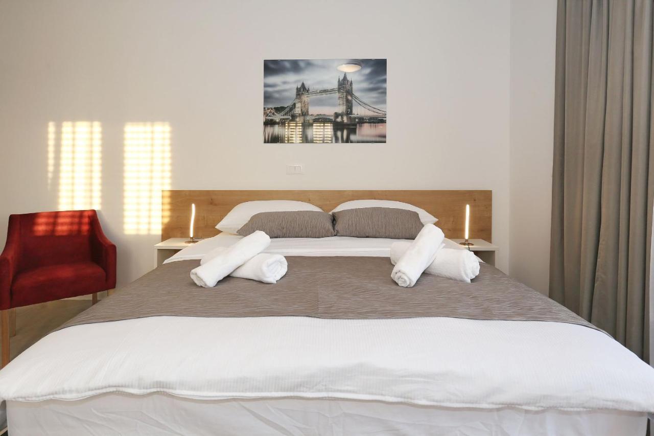 Villa Ankora 2 With Heated Pool Biograd Na Moru Exterior foto